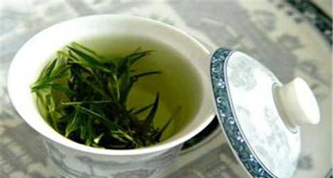 绿茶和蜂蜜洗脸好吗 绿茶和蜂蜜洗脸好吗