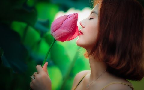如何打造浪漫卷发_打造浪漫卷发的方法 如何打造浪漫卷发_打造浪漫卷发的方法