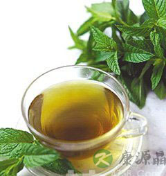 洗脸水加点料 抗皱效果出乎你意料 洗脸水加点料 抗皱效果出乎你意料