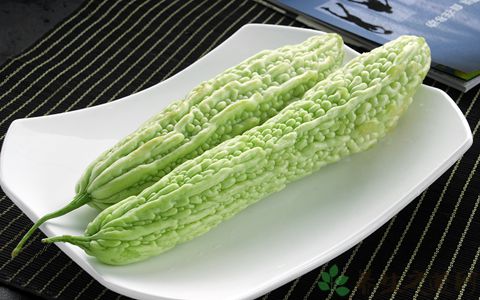 苦瓜的营养价值_吃苦瓜的好处 苦瓜的营养价值_吃苦瓜的好处