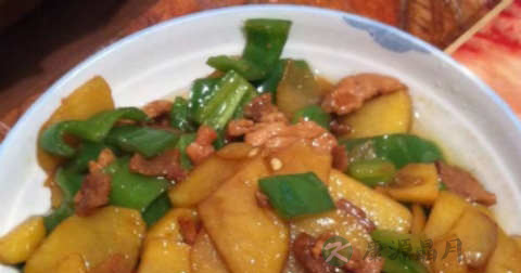 青椒土豆炒肉片用什么油 青椒土豆炒肉片用什么油