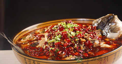 水煮鲫鱼什么时候放调料 水煮鲫鱼什么时候放调料