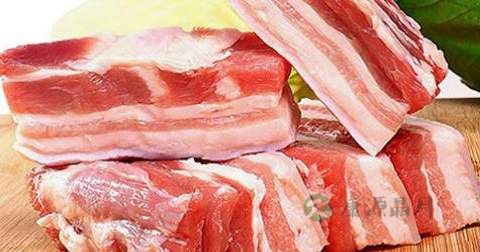 广式脆皮烧肉放什么材料 广式脆皮烧肉放什么材料