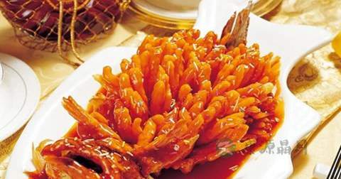 松鼠鳜鱼可以用面粉吗 松鼠鳜鱼可以用面粉吗