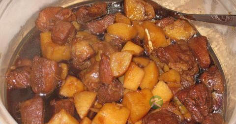 土豆炖肉可以加什么配菜 土豆炖肉可以加什么配菜
