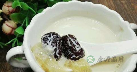 牛奶可以炖鱼胶吗 牛奶可以炖鱼胶吗