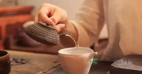 炖鱼汤的鱼为什么要煎 炖鱼汤的鱼为什么要煎