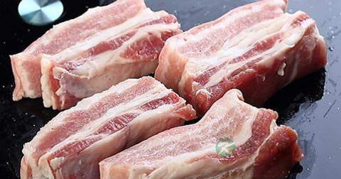 广式脆皮烧肉放什么材料 广式脆皮烧肉放什么材料