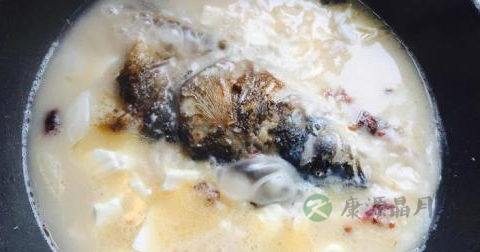 鱼头豆腐汤怎么提鲜 鱼头豆腐汤怎么提鲜
