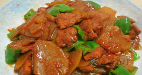 青椒土豆炒肉片用什么油 青椒土豆炒肉片用什么油