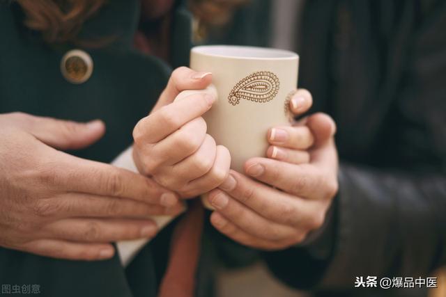 手诊七触:抚、摸、按、软、硬、热、凉